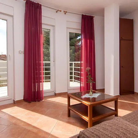 Zara Guest house 3*
