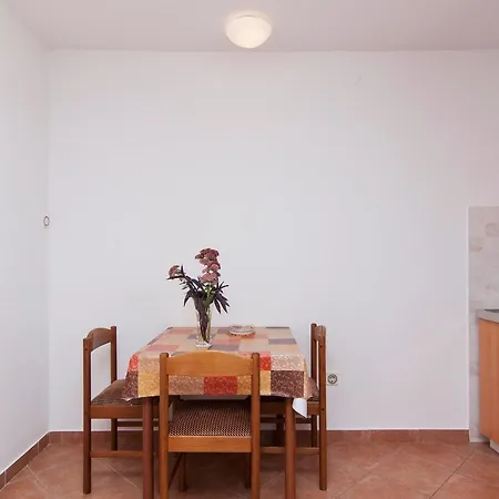 Guest house Zara 3*
