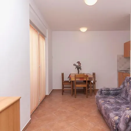 Guest house Zara 3*